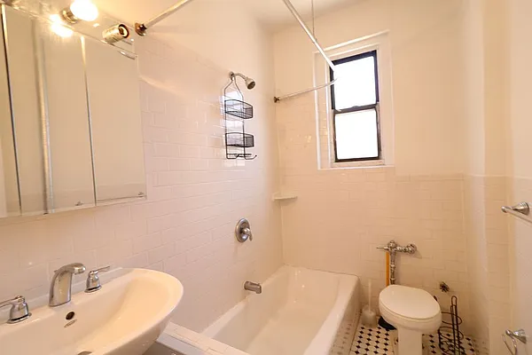 Rented by Alma Realty Corp. | media 4