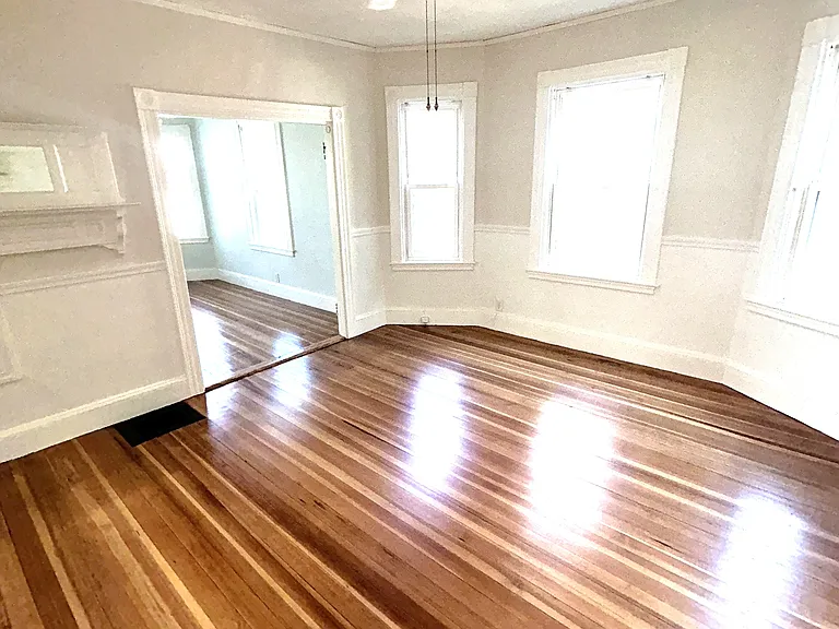 28-30 Lawrence St #3 — Photo 10