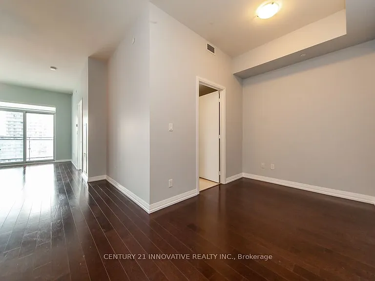 460 Adelaide St E #2023 — Photo 27