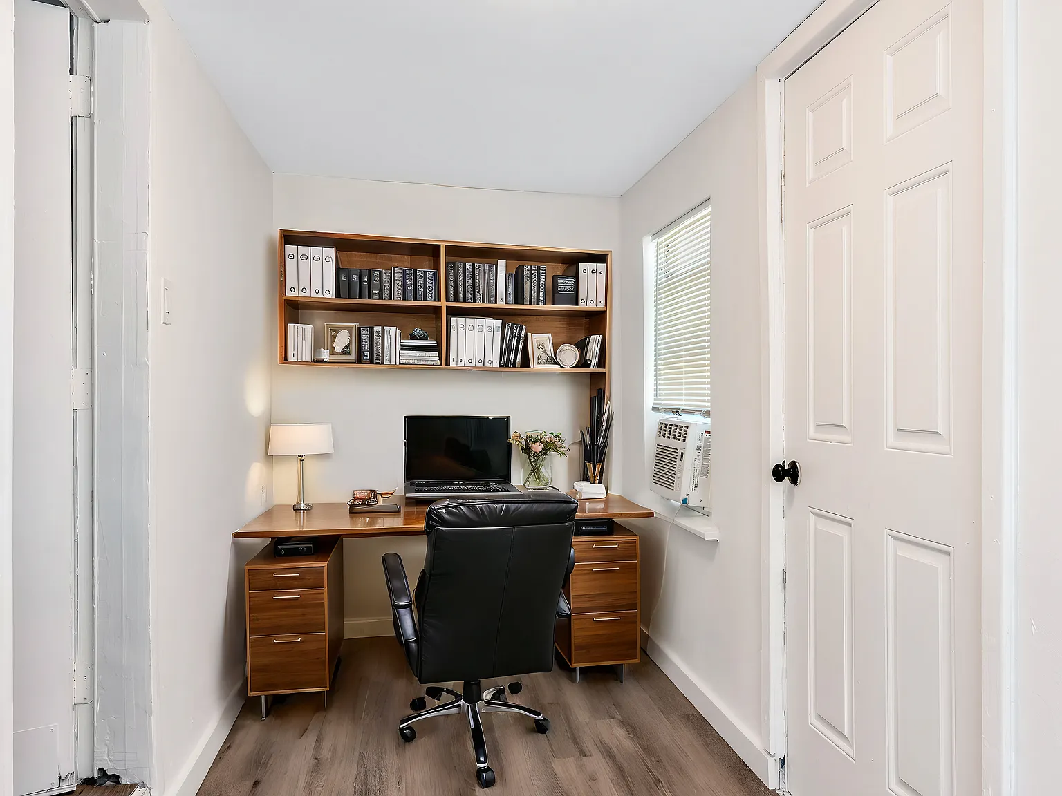 1 bed, 800 sqft, $899 — Photo 4