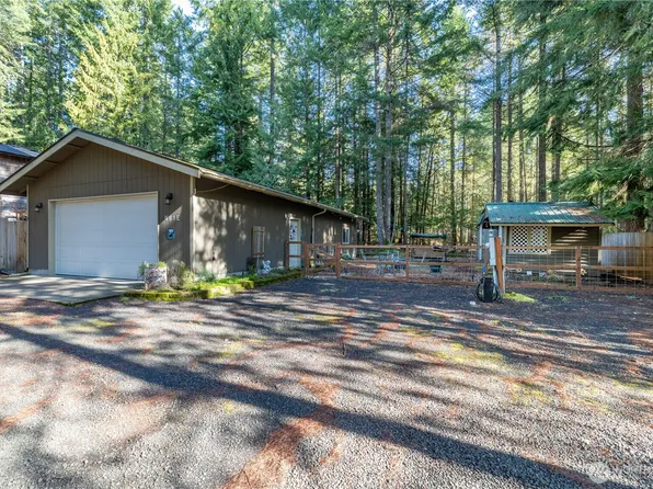81 N Duckabush Drive E, Hoodsport, WA 98548