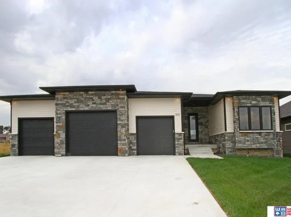 1470 S 8th St, Ashland, NE 68003