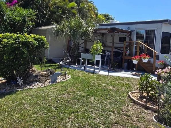 1200 Easy St, Fort Myers, FL 33905
