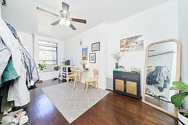 Rented by Living New York