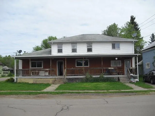 3 Maple Ave photo 1