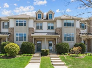 1975 Saipan Dr, Glenview, IL 60026