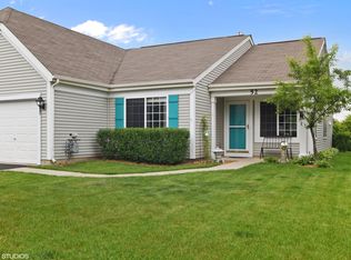 52 W Providence Ln, Round Lake, IL 60073