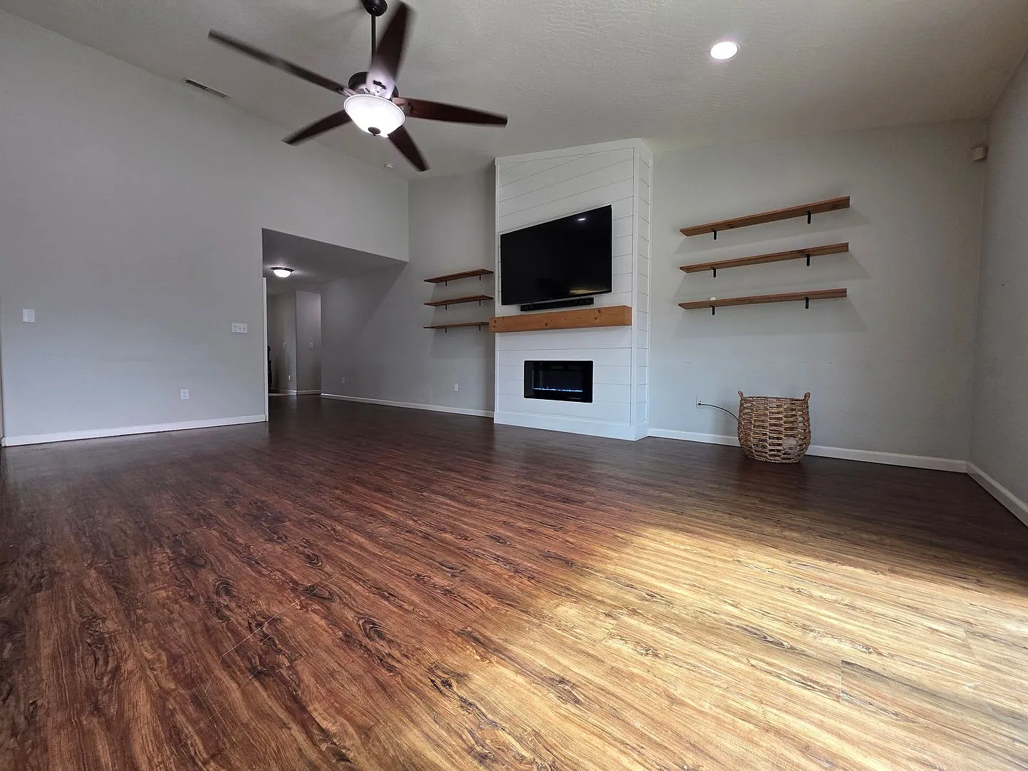3112 N Zachary St — Photo 3