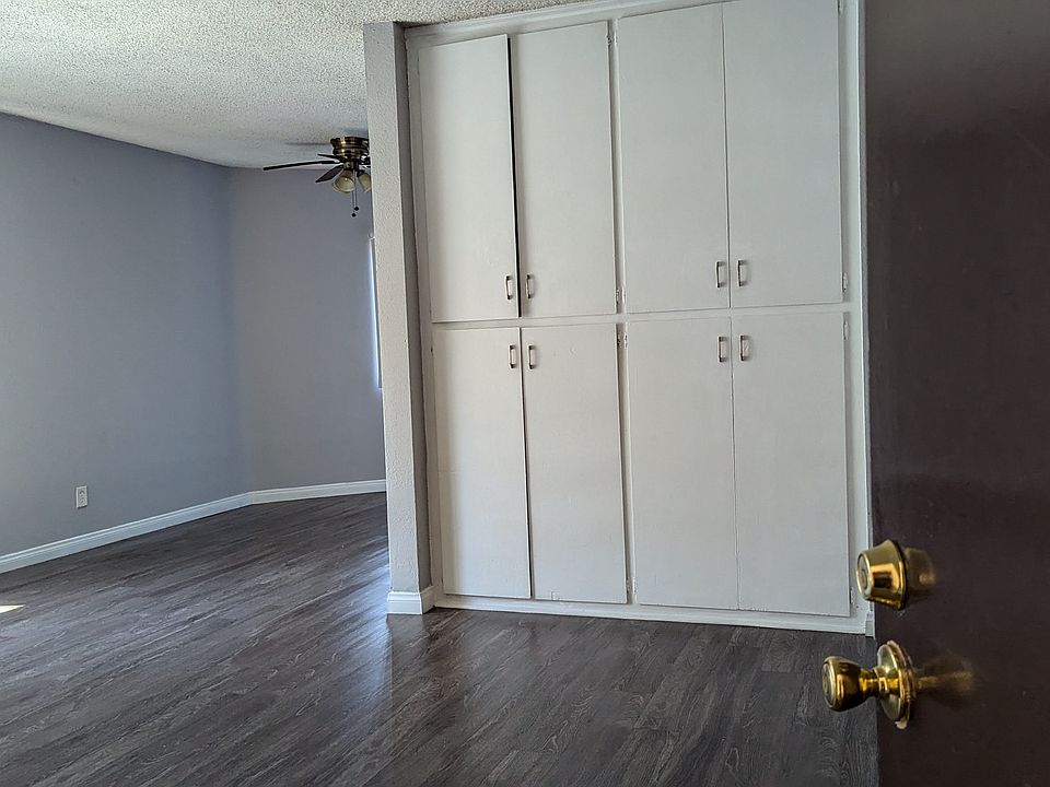 Entry to the apartment