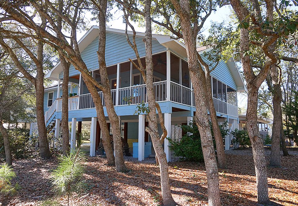 1st image of 601 W Yacht Dr