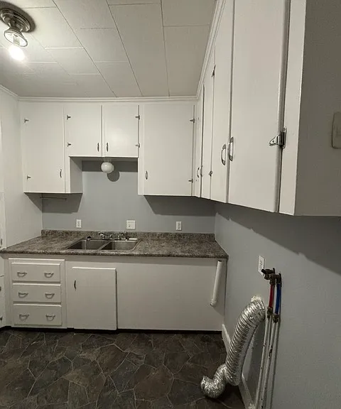 211 Hill St #201 — Photo 16