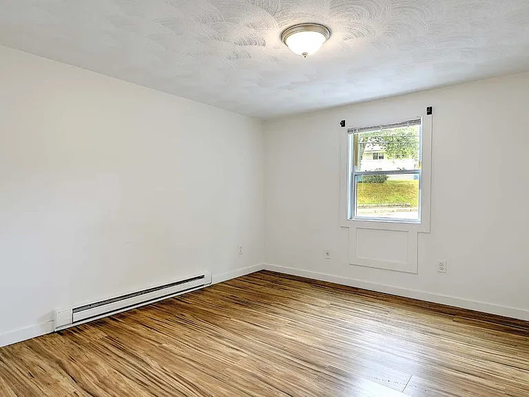 855 Providence St. — Photo 52