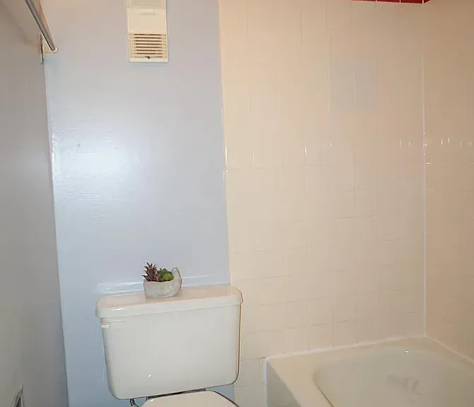 1010 Race St #2K — Photo 16