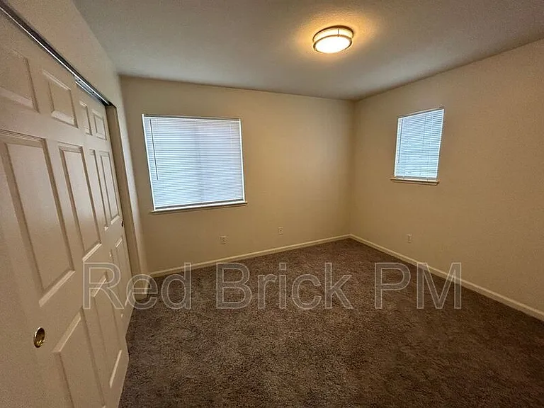 456 Azalea Ct — Photo 7