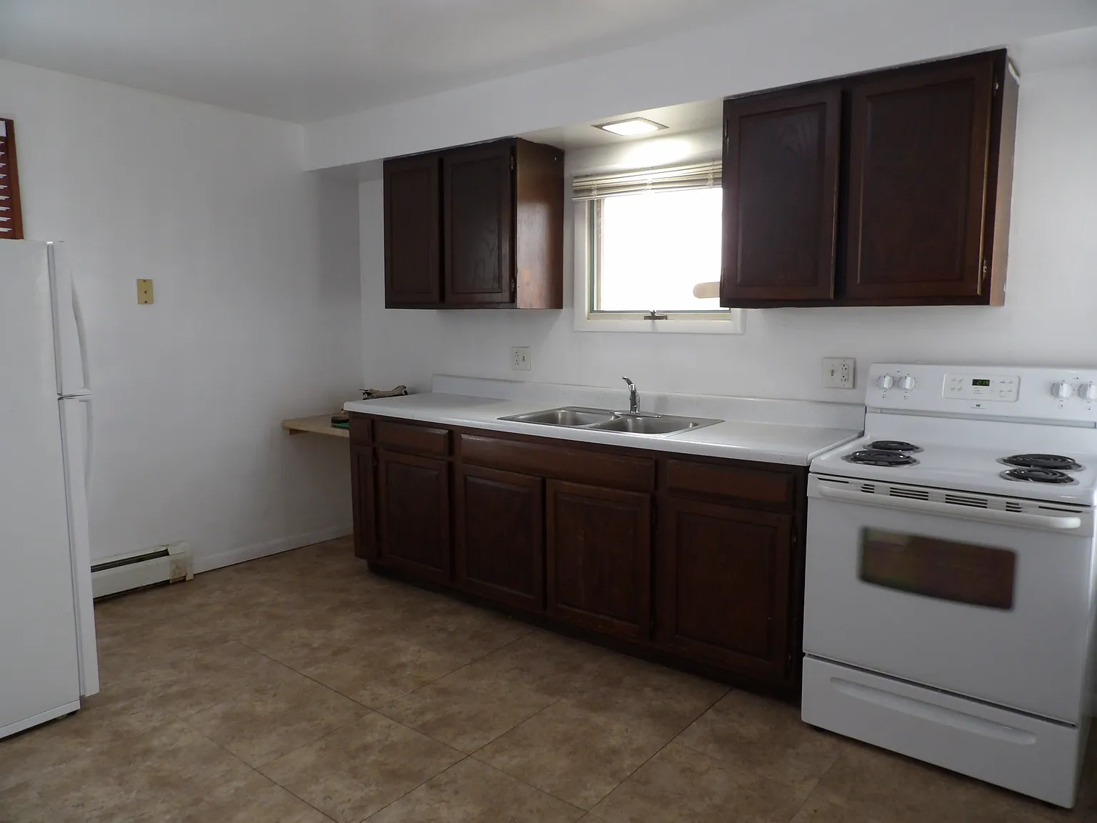Studio, $675 — Photo 1