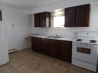 142 East St APT C, Potosi, WI 53820