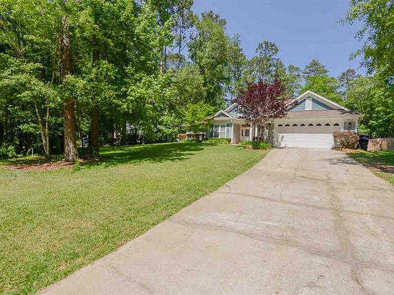 3rd image of 3520 Dogwood Valley Trl