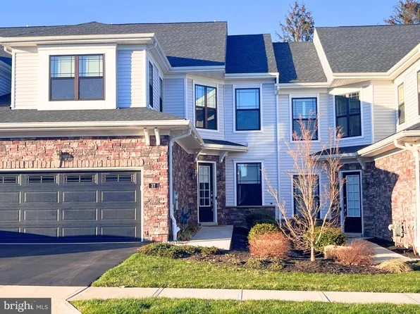 27 Birdie Way, Lawrence Township, NJ 08648