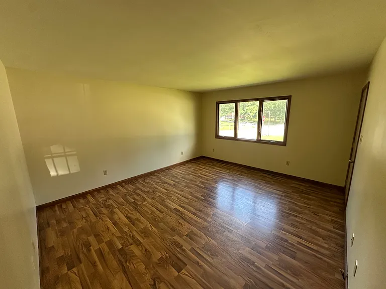 2815-17 May St #2815 — Photo 7