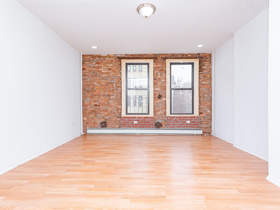 1st image of 487 Saint Johns Pl APT 3D