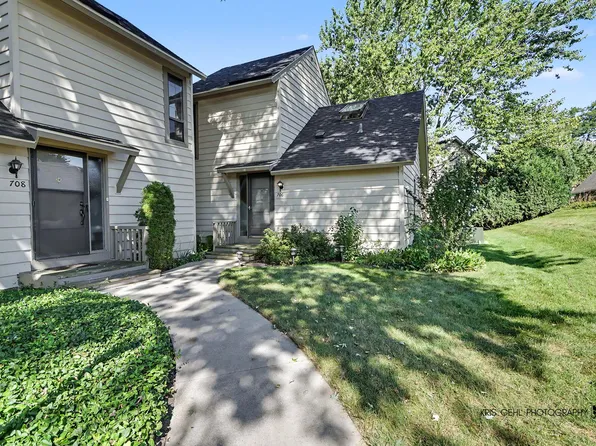 706 Wakefield Rd, Gurnee, IL 60031