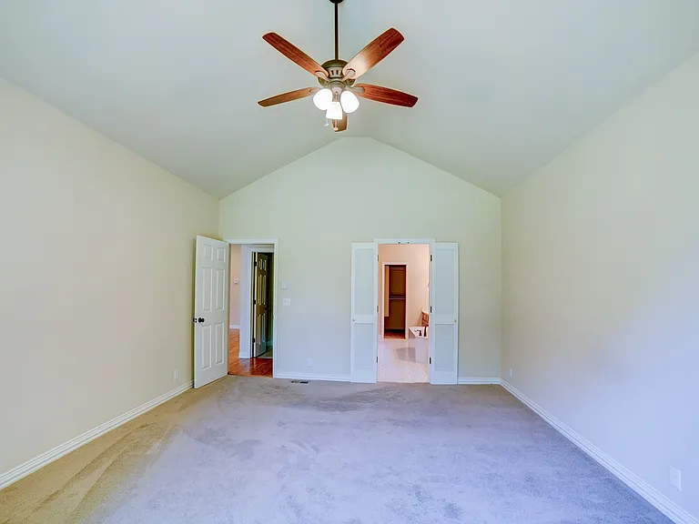 10119 S College Pl — Photo 10