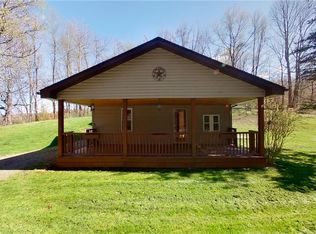 808 Cosgrove Rd, New Galilee, PA 16141