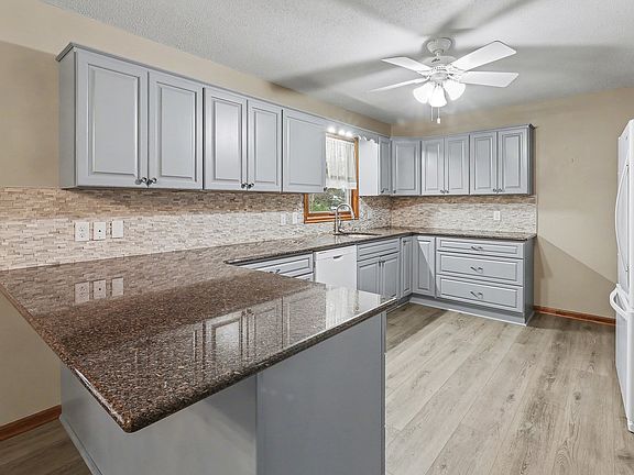 5th image of 2140 Idaho Dr