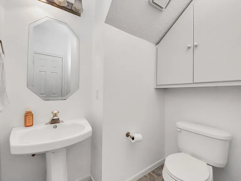 2204 Gemini St — Photo 6