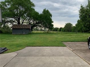 12519 Seagoville Rd, Balch Springs, TX 75180