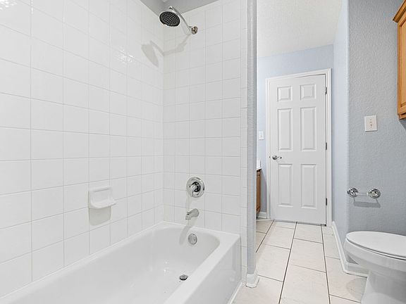 4th image of 265 Arcadia Pl