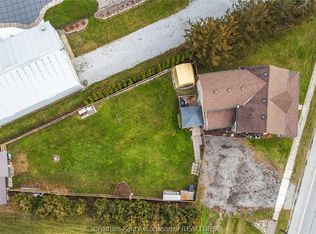 166 London Rd, Chatham Kent, ON N0P2K0