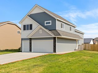 901 Edwards Ave, Mora, MN 55051