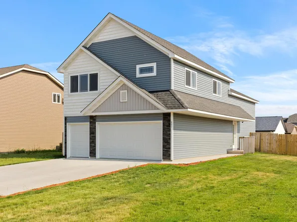 901 Edwards Ave, Mora, MN 55051