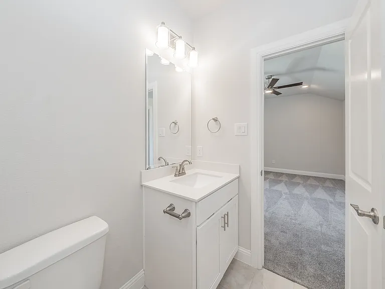 241 Gardenia Dr — Photo 23