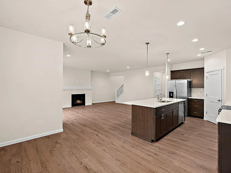 15851 Woodland Ct SE — Photo 13