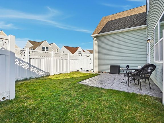 3rd image of 4581 Snowy Meadow Dr