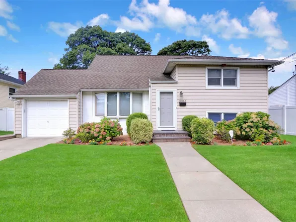 3360 2nd Street, Oceanside, NY 11572