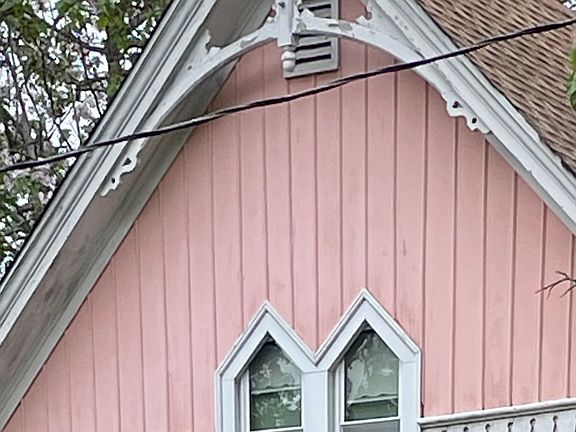 4th image of 106 Sherland Avenue