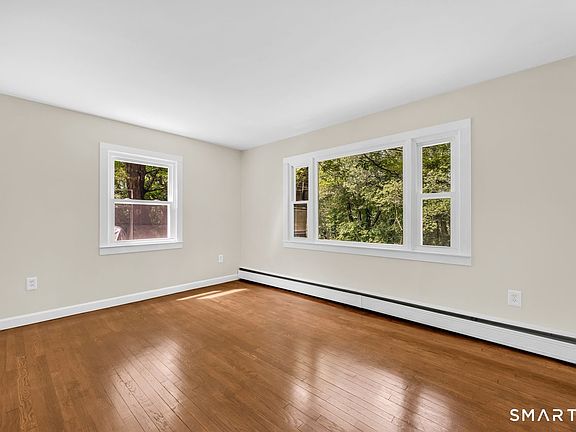 5th image of 425 Lakeside Road