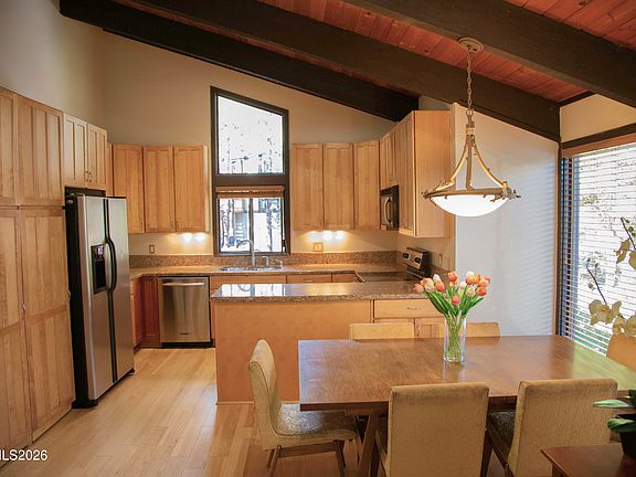 5th image of 11 Manzanita Ct