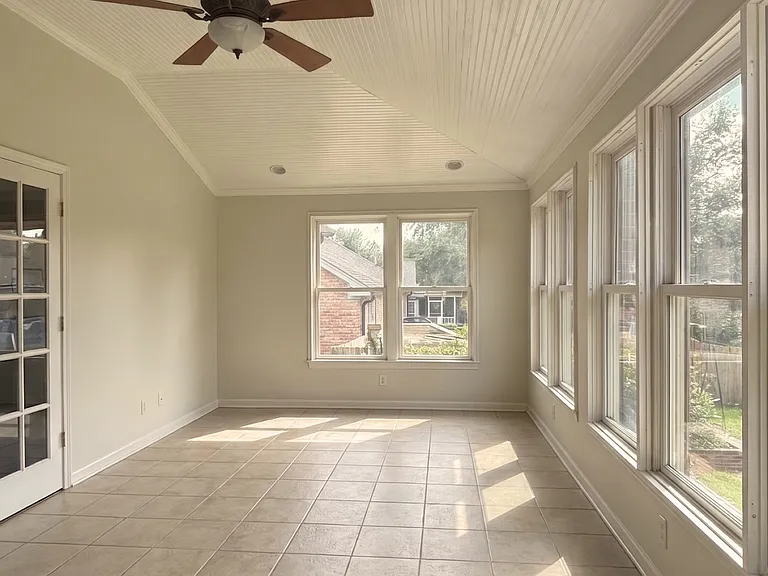 174 Cavalry Dr — Photo 8