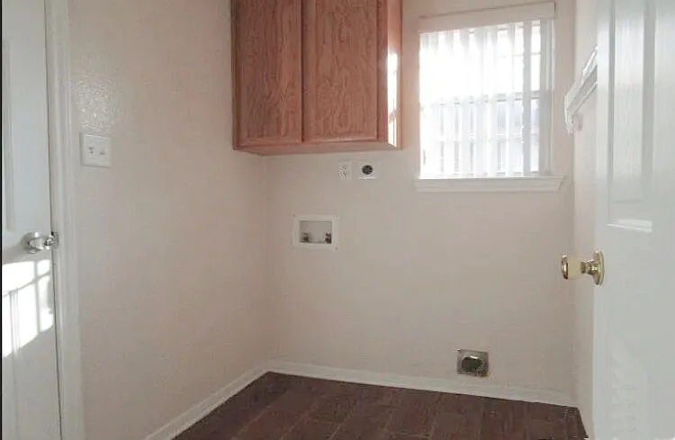 Convenient nice Laundry room.