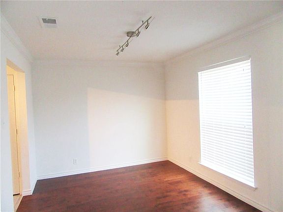 5th image of 1508 Glenhill Ln