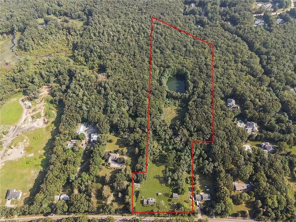 2400 Division Rd, East Greenwich, RI 02818 Zillow