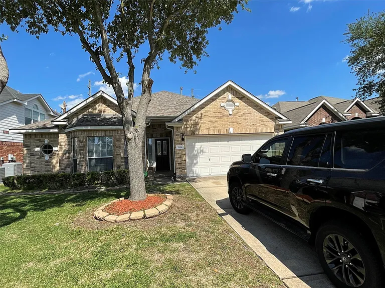 5934 Heathmoor Ln — Photo 3