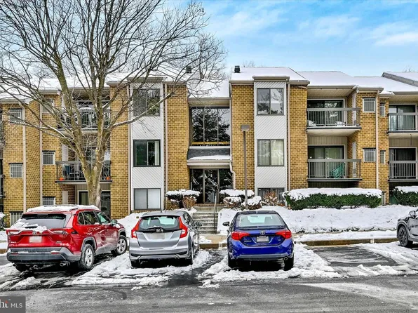 5 Glenamoy Rd Unit 202, Lutherville Timonium, MD 21093