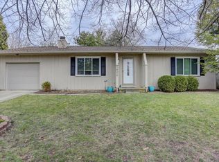 1820 Sadler Dr, Champaign, IL