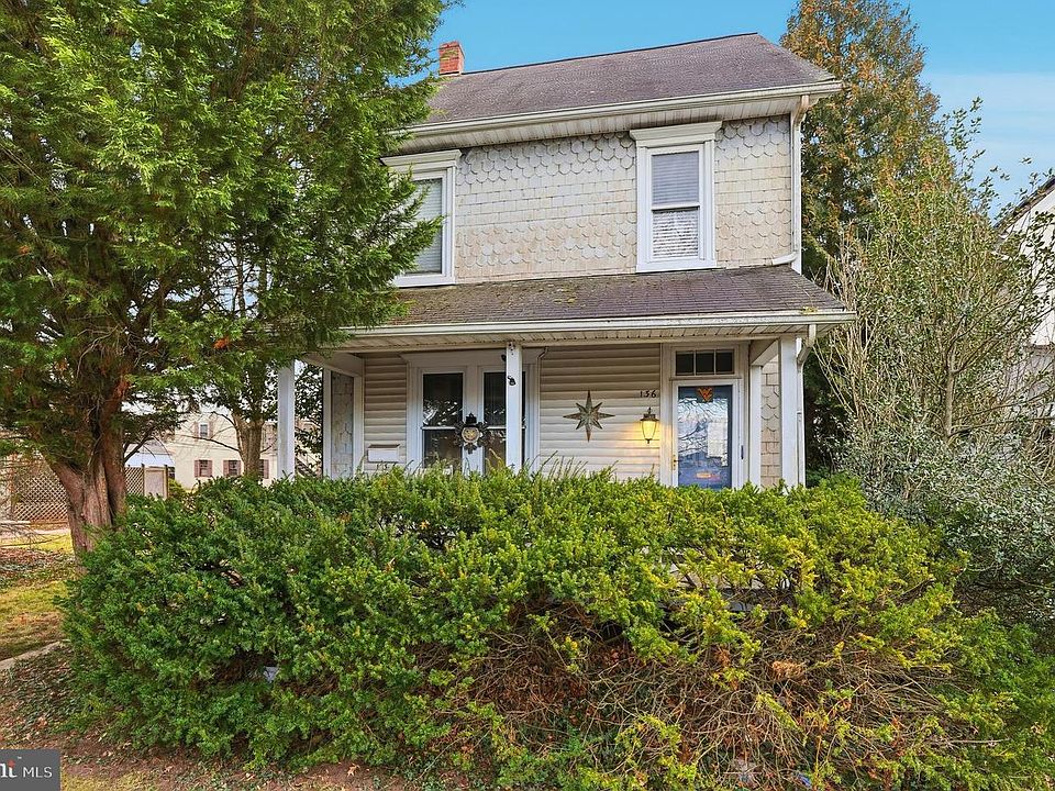 1st image of 136 Jenkins Ave
