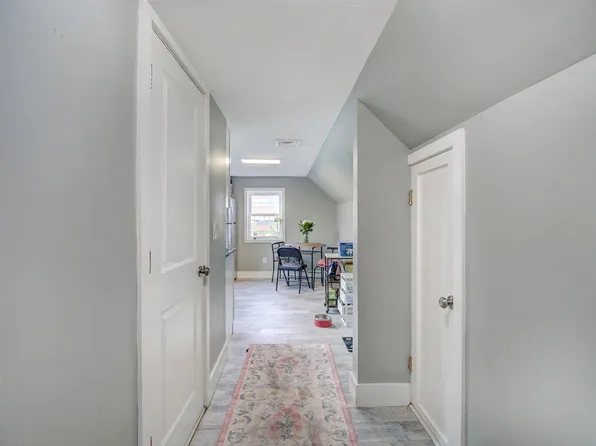 224 Freeman Avenue image 23 of 26